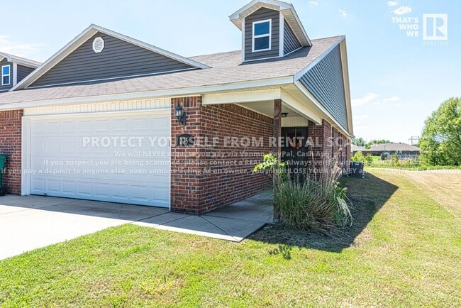 Photo - 235 W Marietta Way House