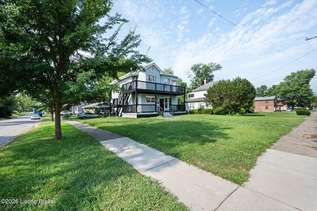 Photo - 204 W Tenny Ave