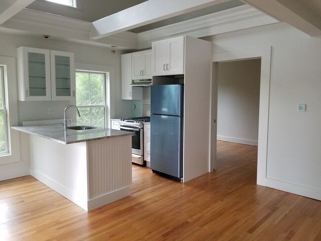 Building Photo - 48 Center Hill Rd Unit 48C Rental