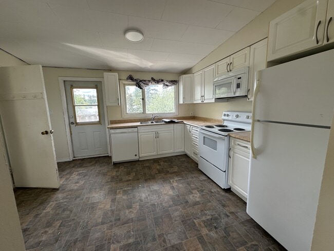 Photo - 1255-3001255 Douglas St