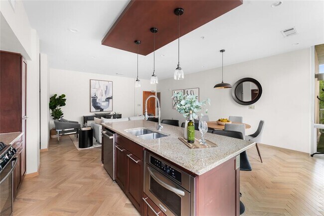 Photo - 1600 Barton Springs Rd Unit 5301
