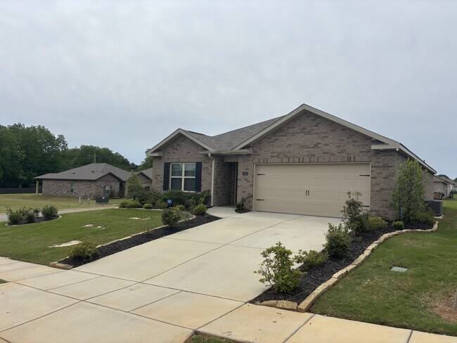 Photo - 104 Settlement Dr