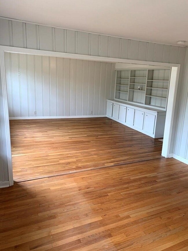Photo - 3111 Broadmead Dr