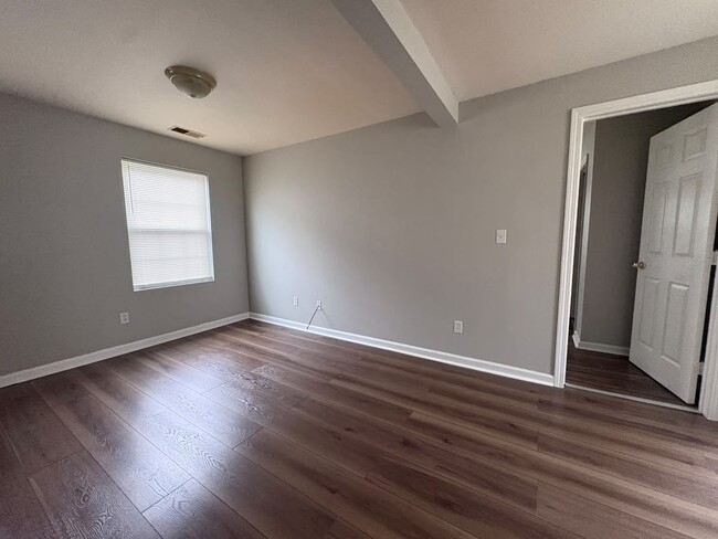 Photo - 129 Main St Unit B