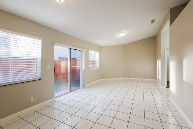 Photo - 4792 NW 5th Pl