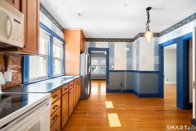 118 Cambridge St Unit 2