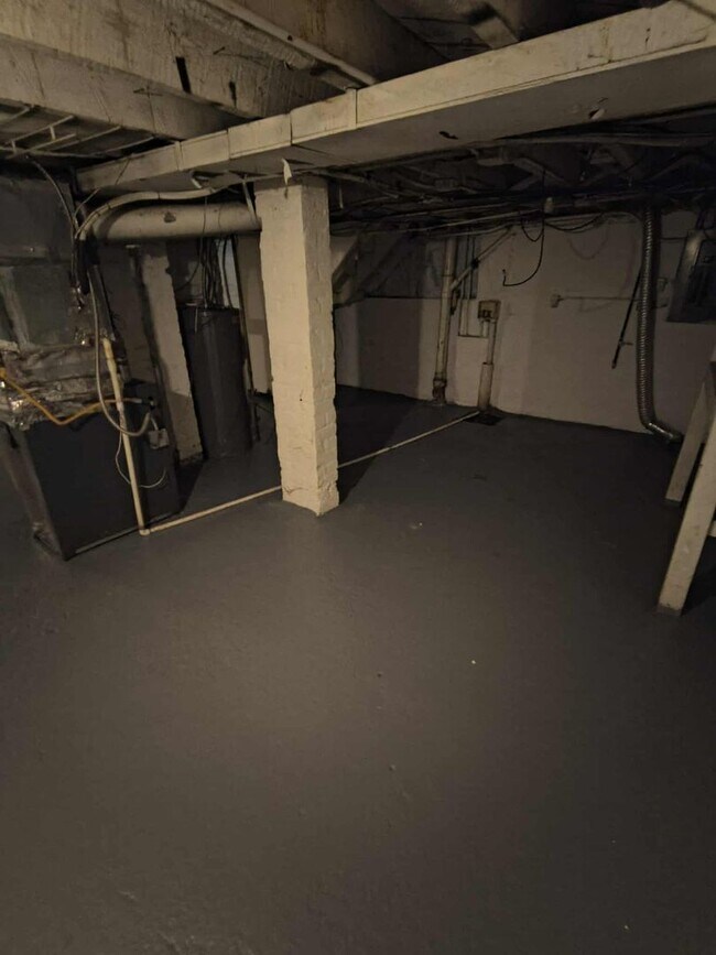 Photo - Cute 3 Bedroom Fully Renovated House in We...