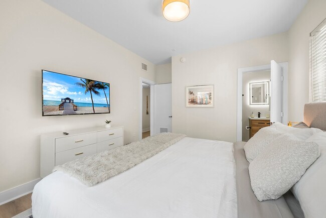 Photo - 1340 Lincoln Rd Unidad SI ID1540489P