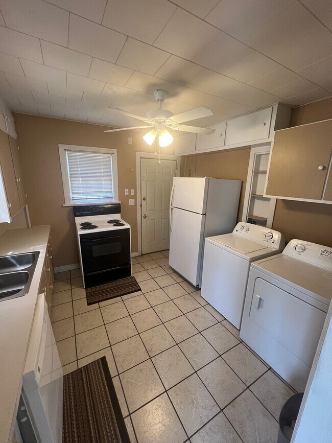 Photo - Pre leasing or Available now 3/2 in Heart of Lubbock!