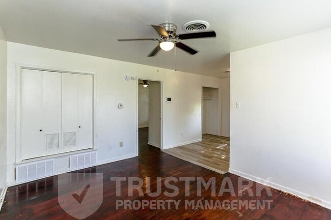 Photo - 507 Adams Ave Unidad A