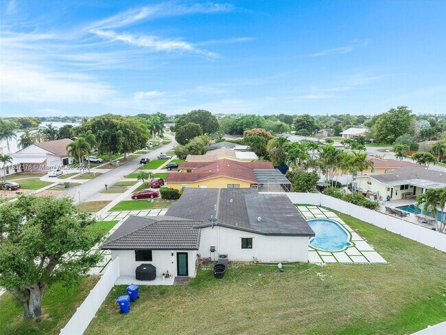 Photo - 1650 NW 114th Ave