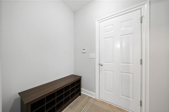 Photo - 5370 Breckinridge Ln