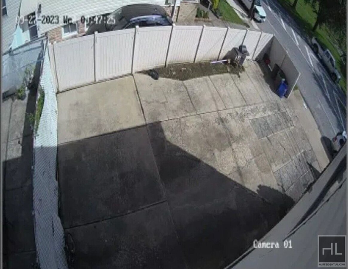 LAMBERTS LANE Apartment Unit 1R Staten Island, NY