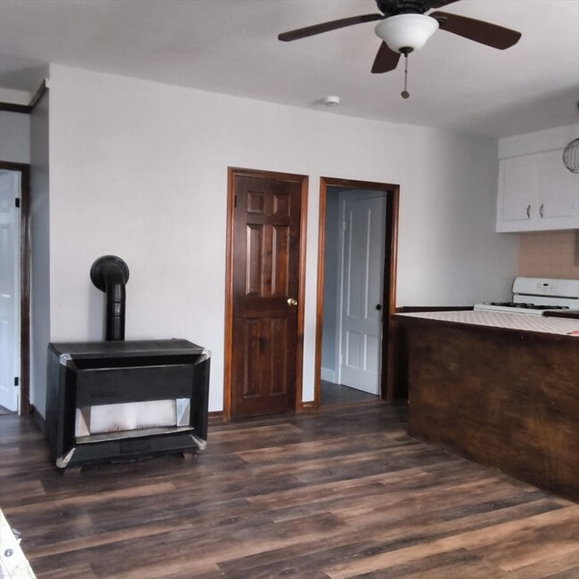 Photo - 212-218-218 Lowell St Unit 1E