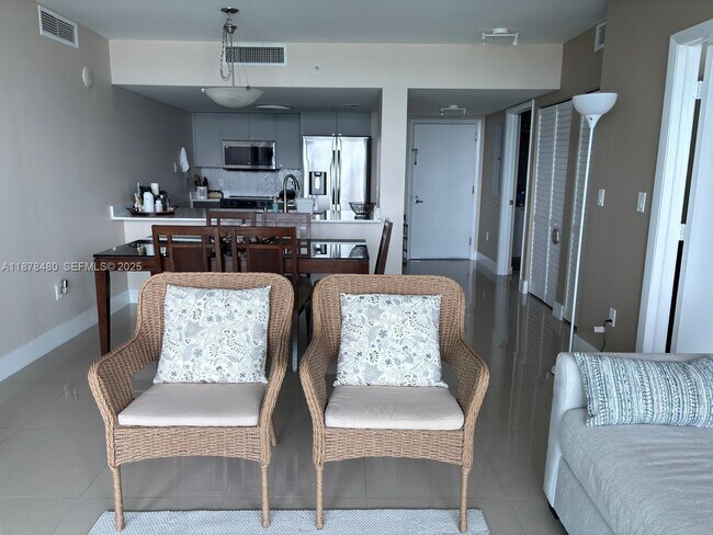 Photo - 1800 N Bayshore Dr Unidad 2210