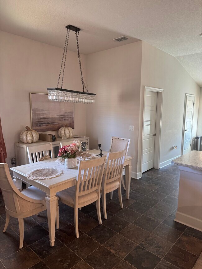 Photo - 29 Postman Ln