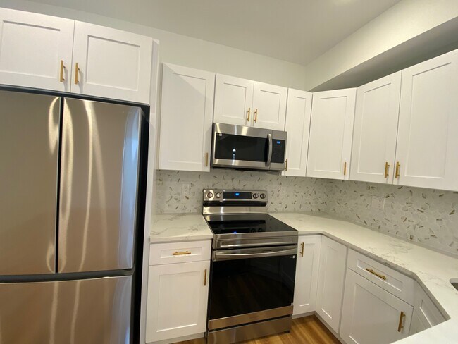 2325 Germantown Ave Unit 3