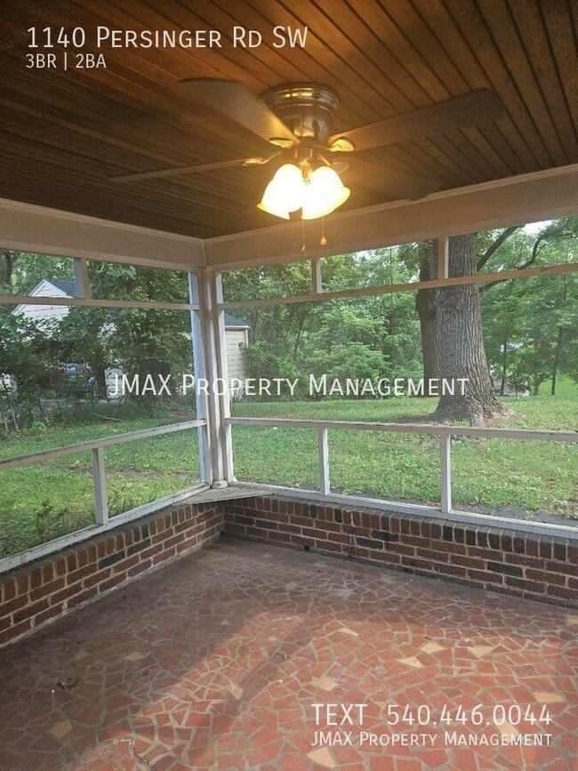 1140 Persinger Rd SW