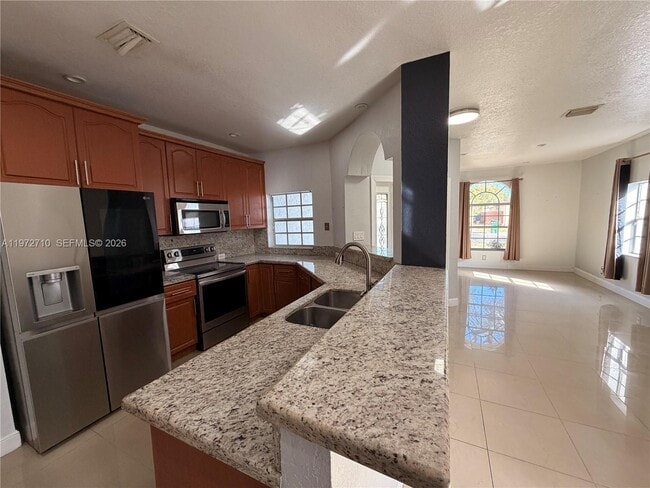 Photo - 2804 NW 7th Ct