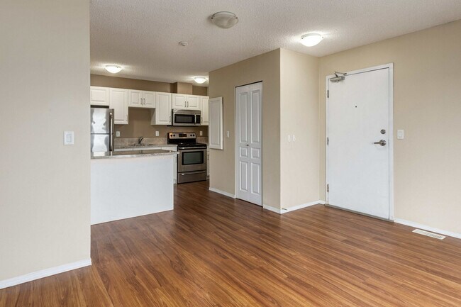 Oxford Apartments