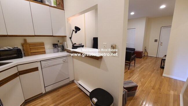 Photo - 1 Foster St