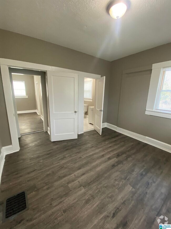 Building Photo - 5401 Avenue M Rental