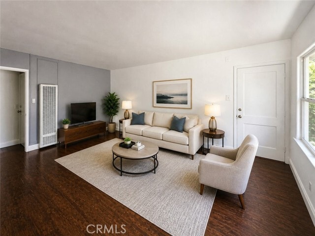 Building Photo - 8706 Parthenia Pl Unit 8