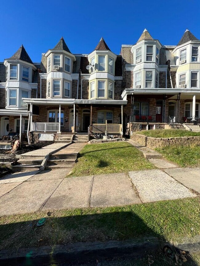 Photo - 1339 Good St Unidad 1