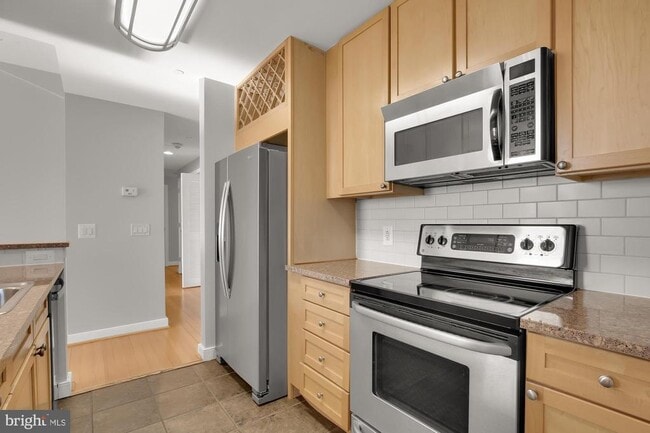 Building Photo - 111 S 15th St Unit 2111 Rental