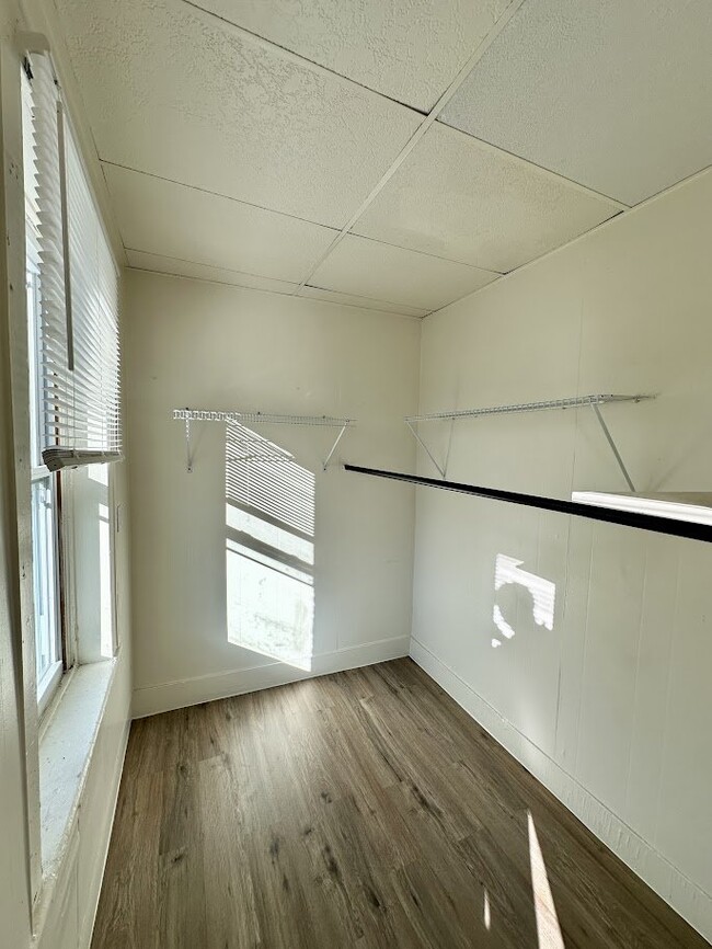 Photo - 1038 6th Ave Unit #2