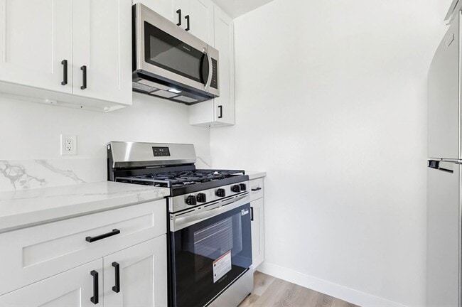 Photo - Stylish West Adams Rentals – Light-Filled, Secure & Steps from USC