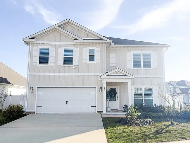 Building Photo - 211 Piper Cv