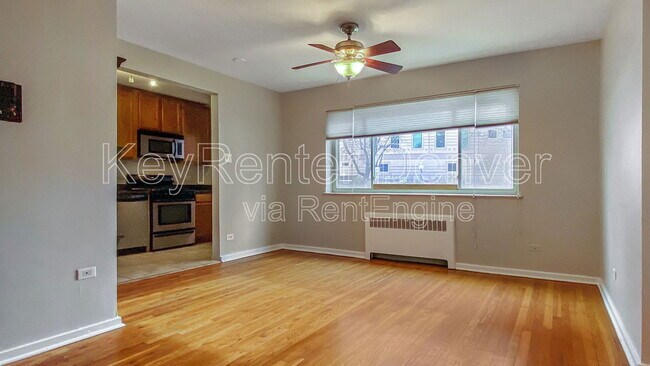 Building Photo - 2100 Franklin St Unit 14 Rental