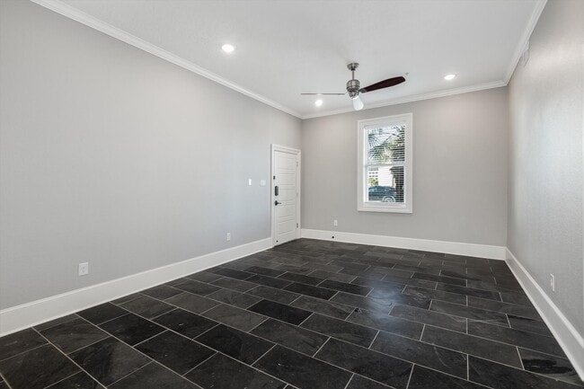 Building Photo - 2401 Market St Unit 101