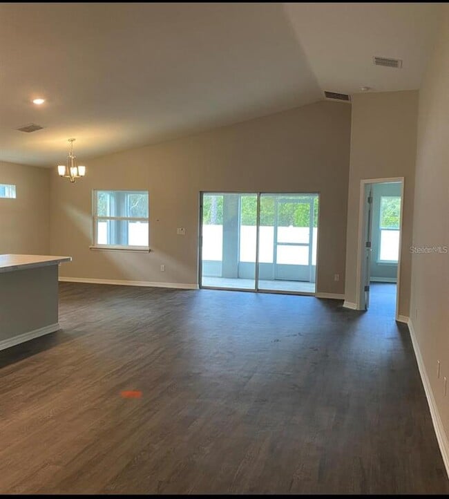 Photo - 94 Polermo Ave