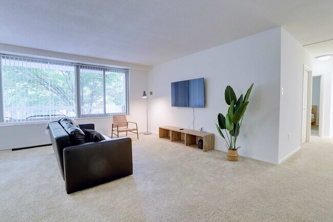 Photo - 1600 S Eads St Unit FL1-ID1022410P