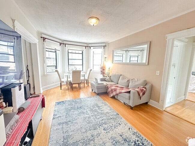 Building Photo - 120 Riverway Unit 12 Rental