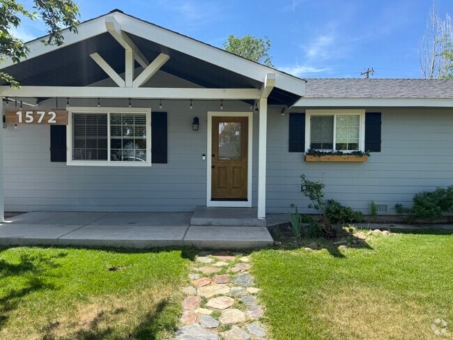 Building Photo - 1572 County Rd Rental