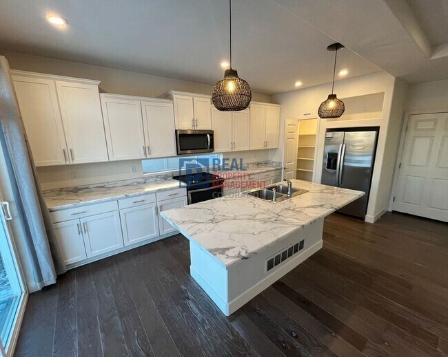 Photo - 4211 Riverwalk Cir