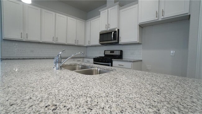 Photo - 1308 Falconer Wy
