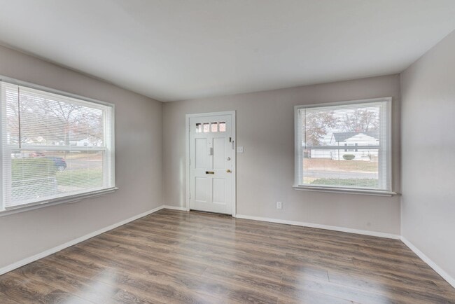 Photo - (350) 10530-32 Saint Michael Unit 10532