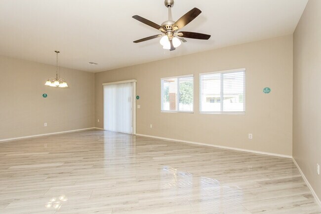 Photo - 8391 W Kittiwake Ln