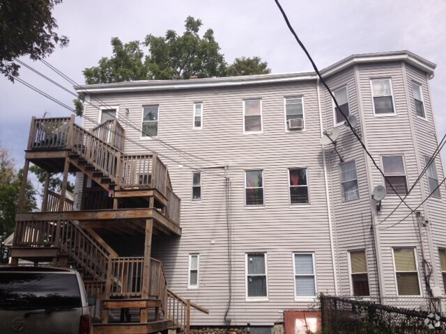 Building Photo - 25-27 Newton St Unit 1 Rental