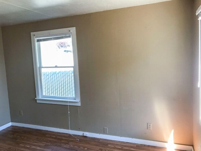 Photo - 576 Main St Unit 576 Main #A [PRM: Marlene]