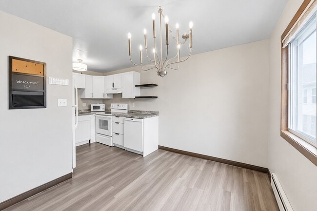 Photo - 1856 Verlin Rd