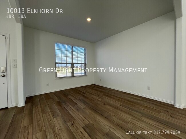 Photo - 10013 Elkhorn Dr