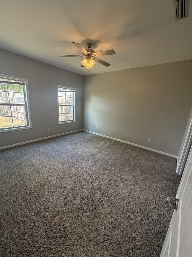 Photo - 124 Heyward Dr
