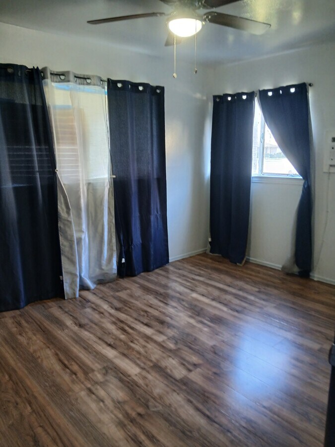 Photo - 2024 N Cedar Ave