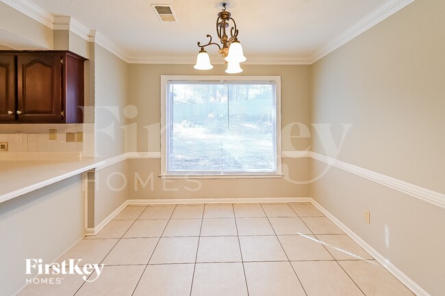 Photo - 8661 Beckenham Dr