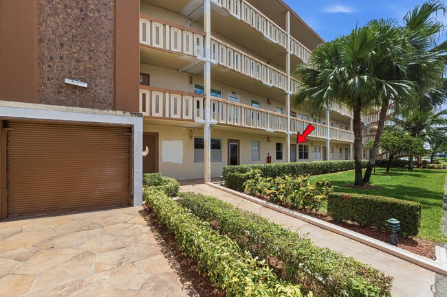 Photo - 1025 Newcastle B Unit 1025